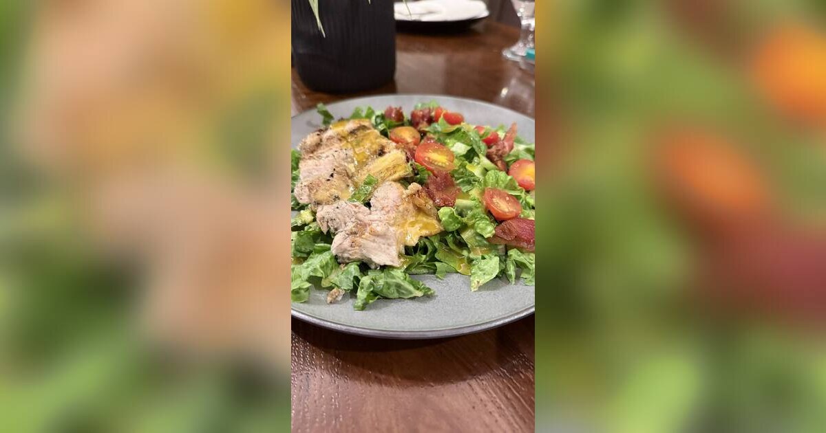 1988 Bistro & Bar reopens on Dumaguete Boulevard: what we ate, and the full menu with prices