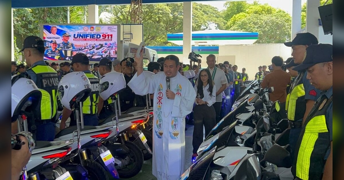 Quezon Province Gets 30 Police Emergency Motorcycles